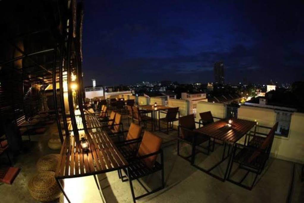 Fortville Guesthouse Bangkok Zewnętrze zdjęcie